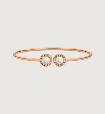 Relic Pearl Bangle (Pearl Effect)