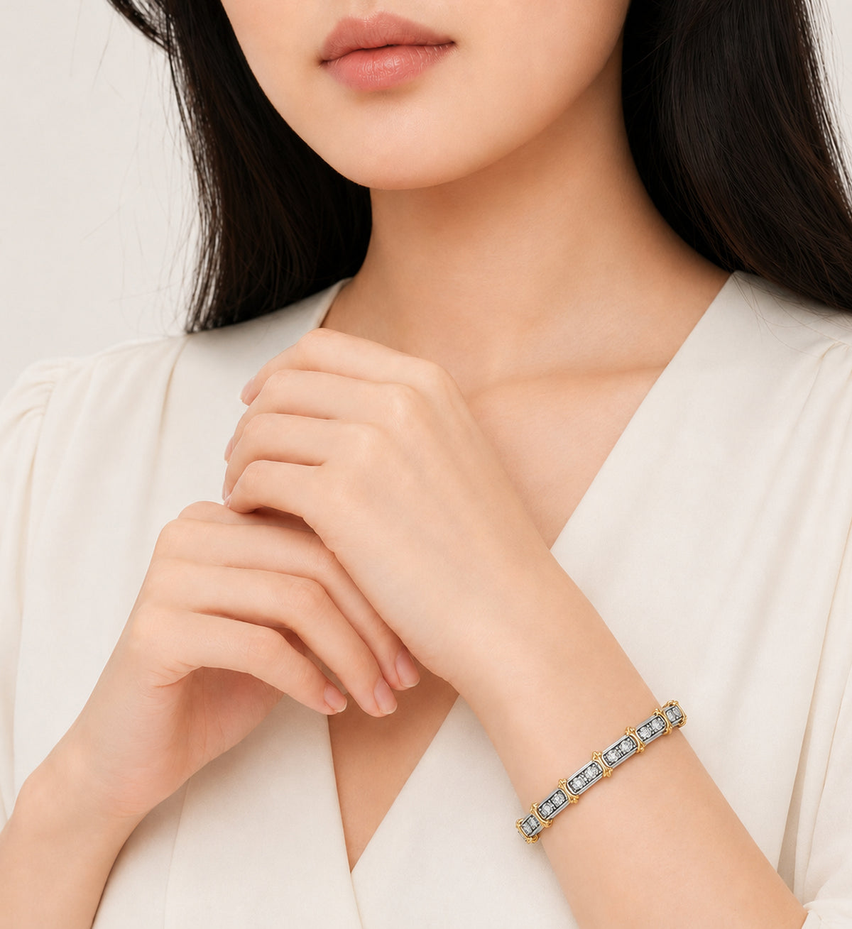 Relic Arc Bracelet (Gold)
