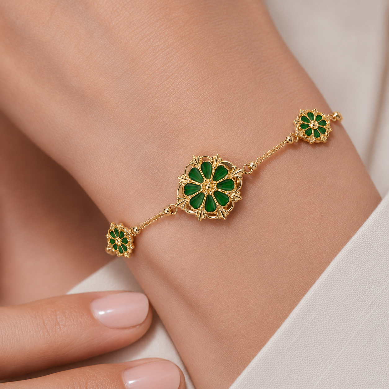 Relic Flora Bracelet (Emerald Green / Gold)
