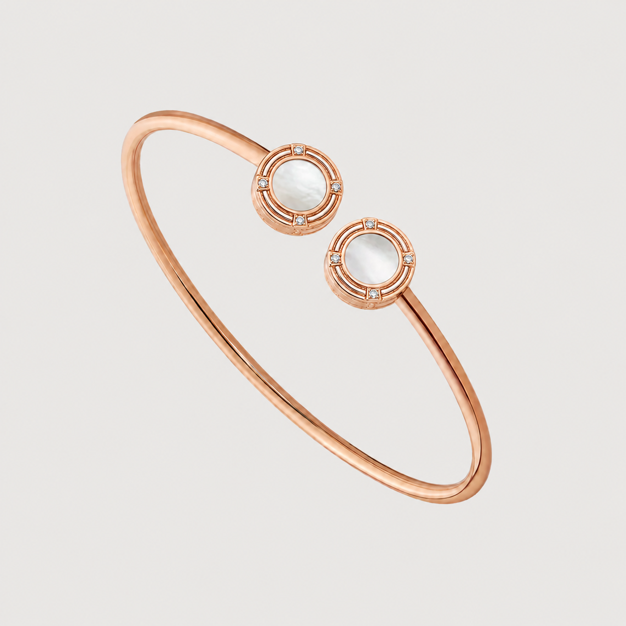 Relic Pearl Bangle (Mother-of-Pearl)