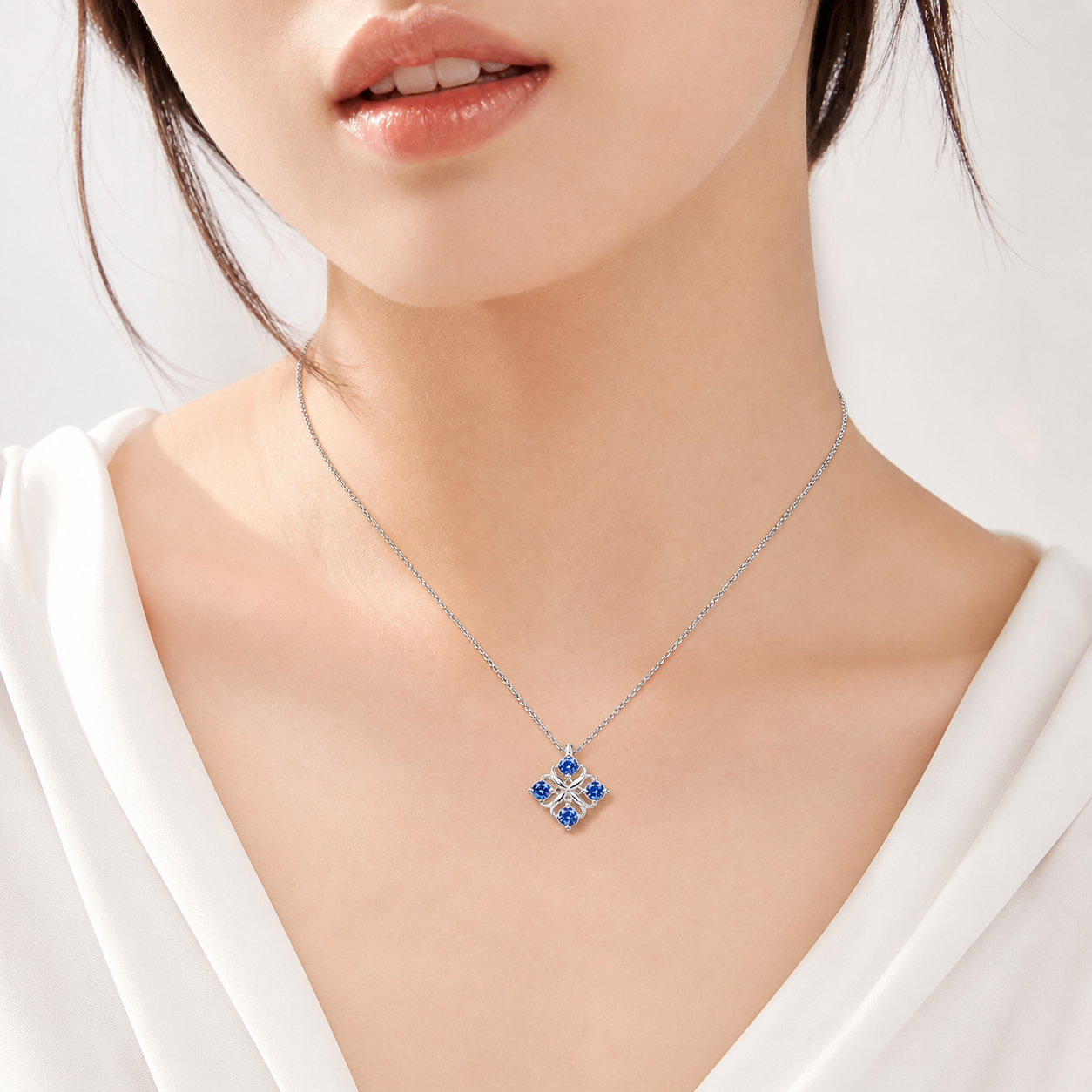 Relic Bloom Necklace (Sapphire Blue Stones)