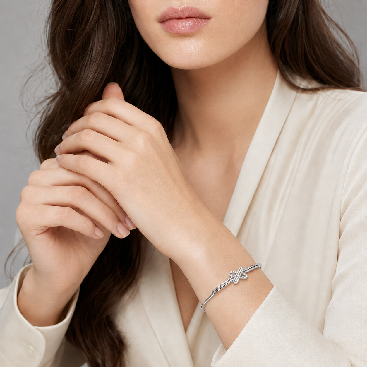 Relic Link Bangle (Silver)