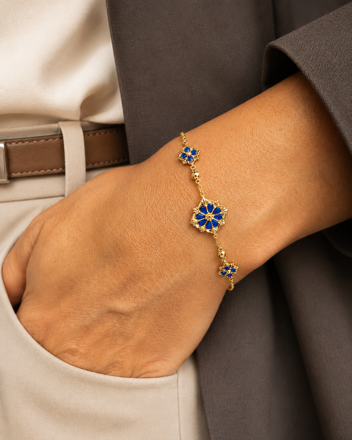 AMBECA jewellery community style left 3