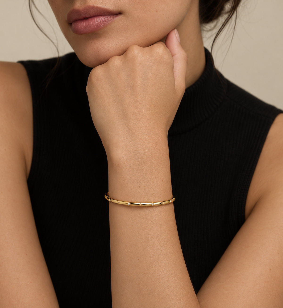 Astra Etched Star Bangle (Gold), model styling view