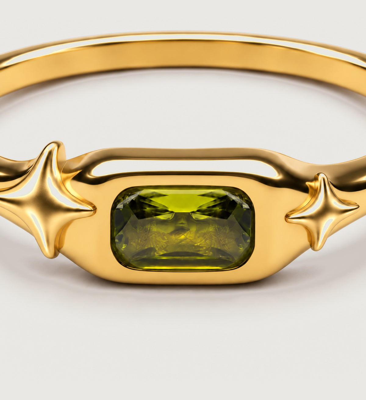 Astra Olive Star Ring (Gold), detail product view