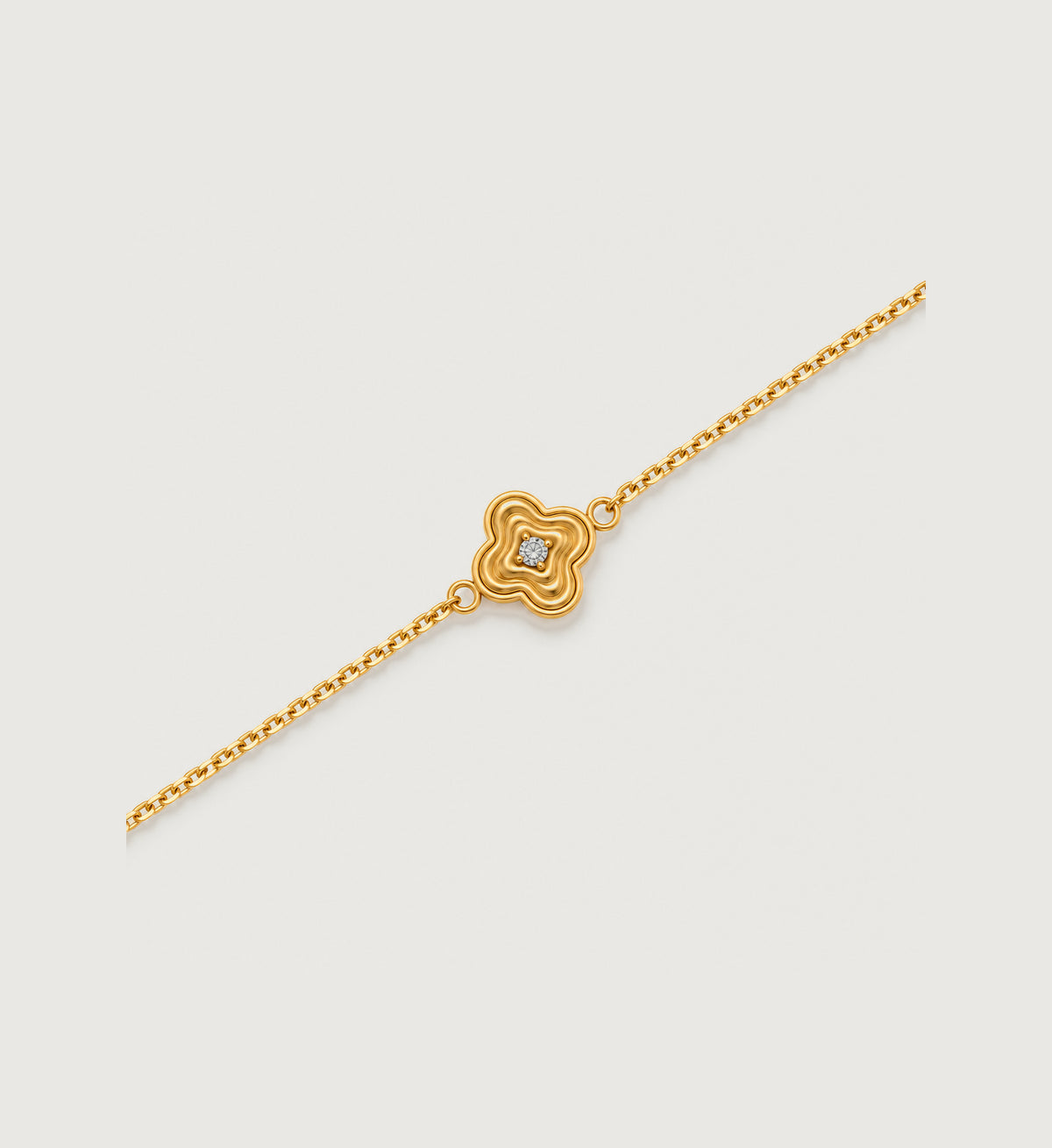 Flora Quatrefoil Chain Bracelet (Gold), detail product view