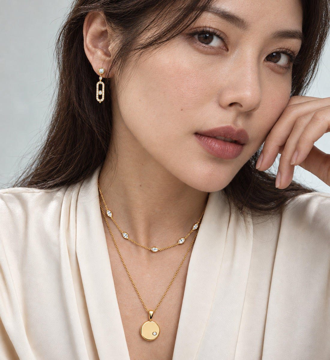 Luna Accent Medallion Necklace (Gold), full necklace view